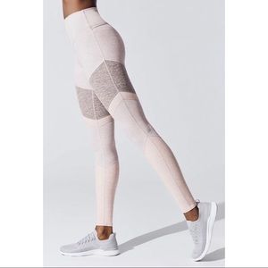 Alo High-Waisted Alosoft Sheila Leggings 7/8